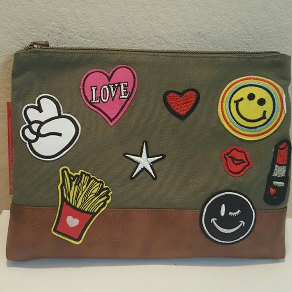 AMERICAN EAGLE NEW HOSTPICK Patches WRISTLET - Picture 2 of 6